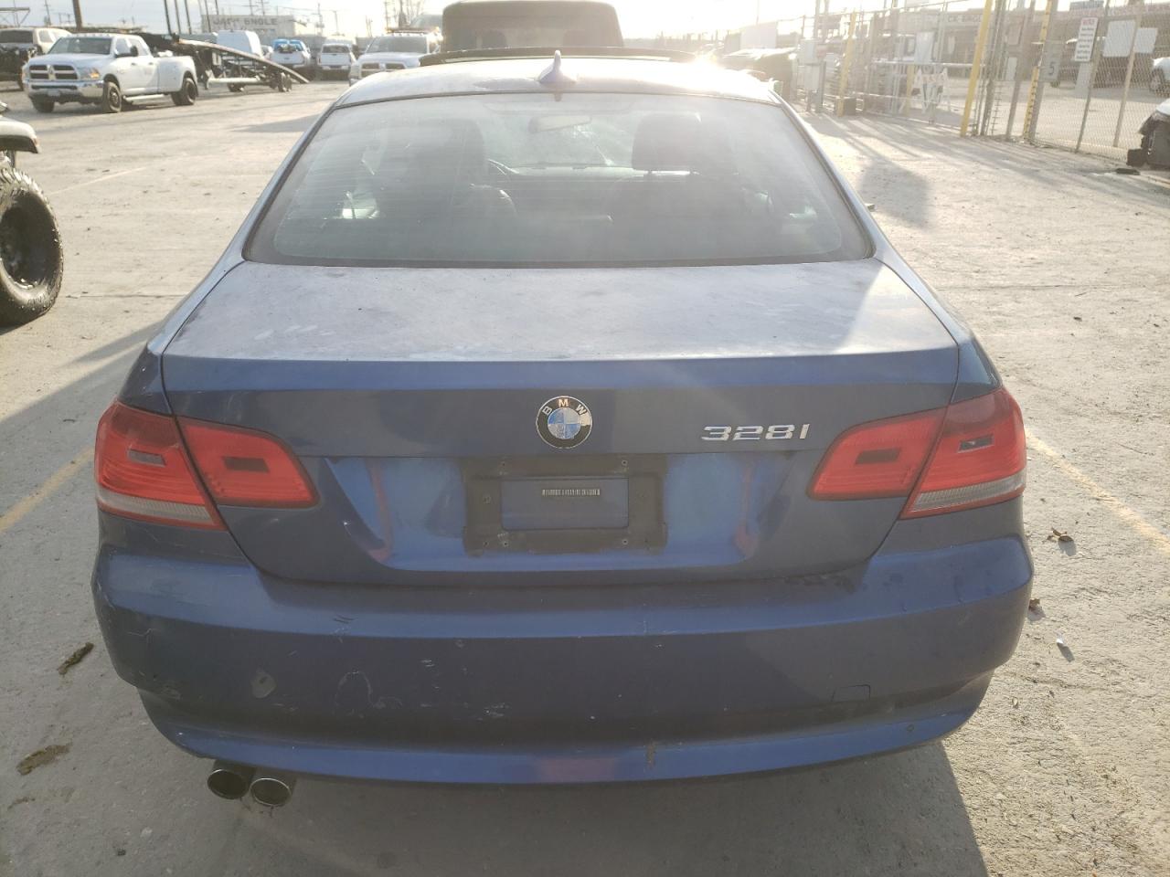 Photo 5 VIN: WBAWB33527PV72733 - BMW 3ER 