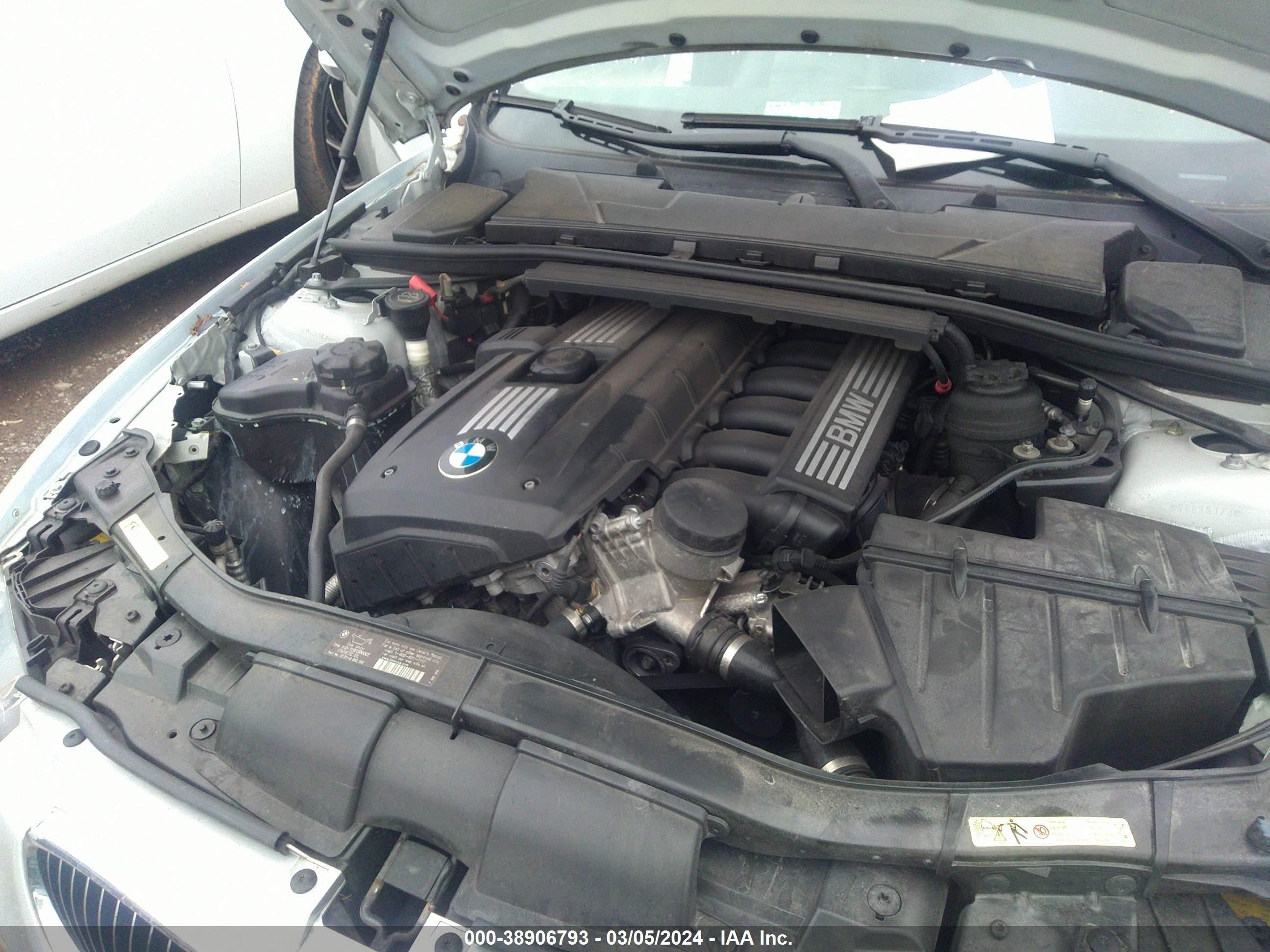 Photo 9 VIN: WBAWB33537PV72322 - BMW 3ER 