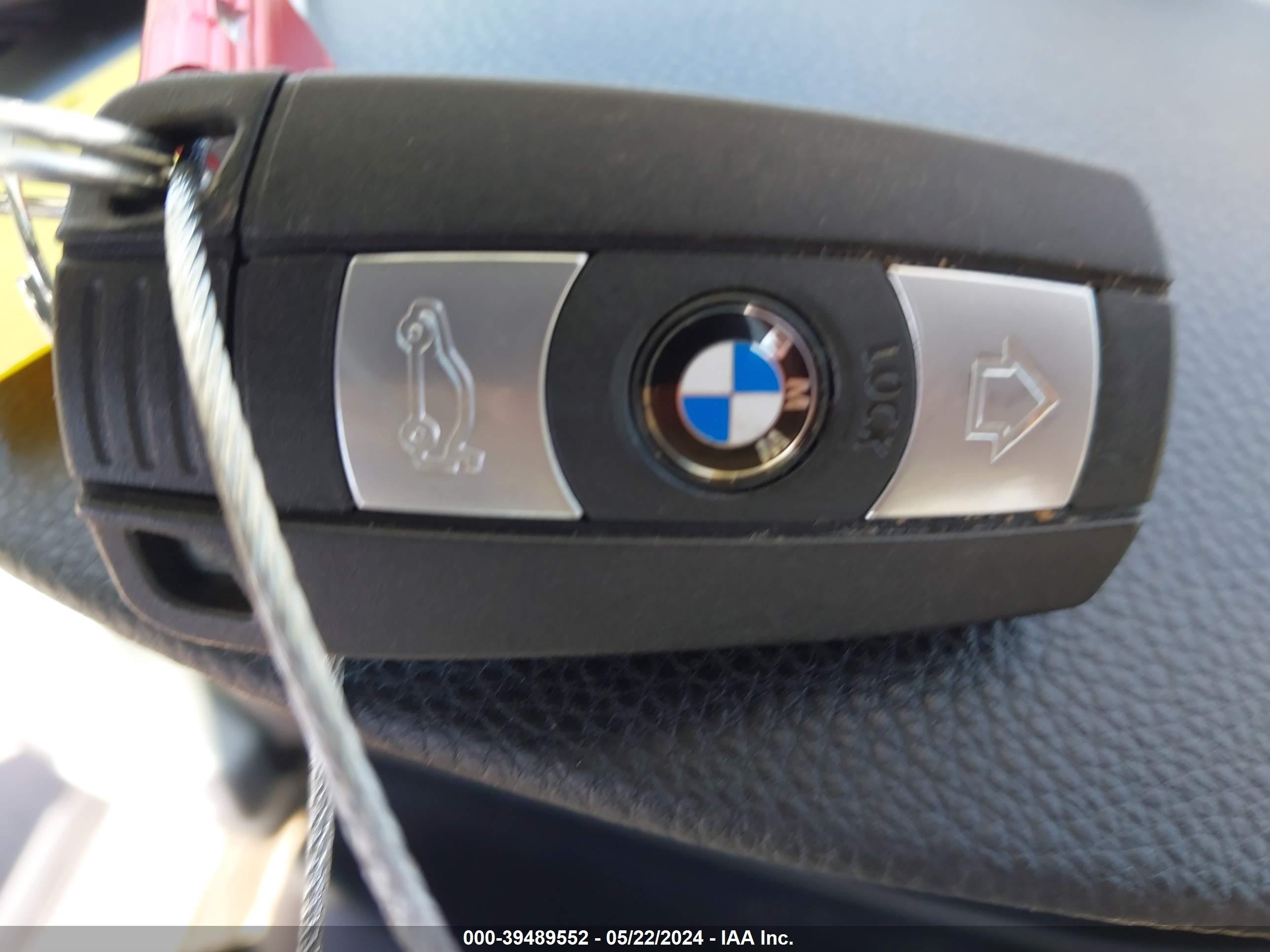 Photo 10 VIN: WBAWB33557PV72418 - BMW 3ER 