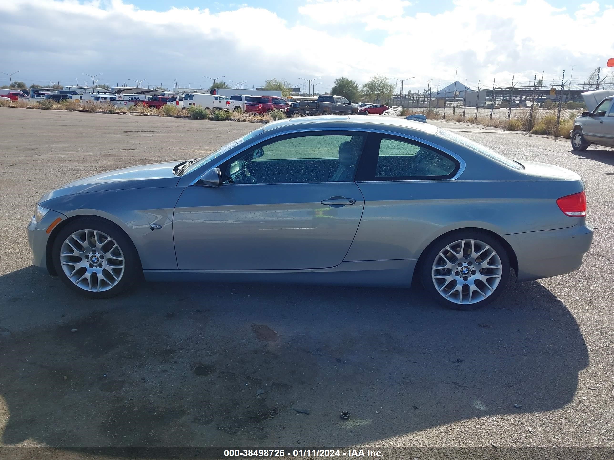 Photo 13 VIN: WBAWB33567P131039 - BMW 3ER 