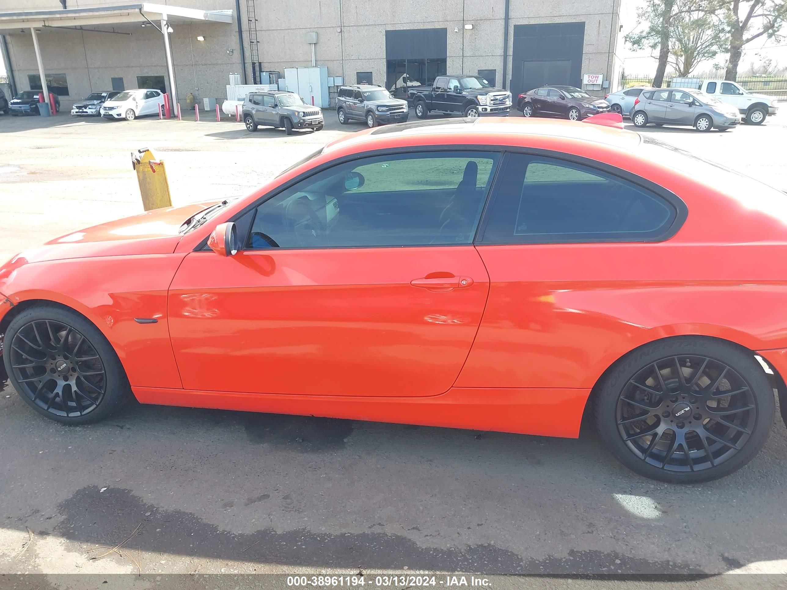 Photo 13 VIN: WBAWB33587PU87671 - BMW 3ER 