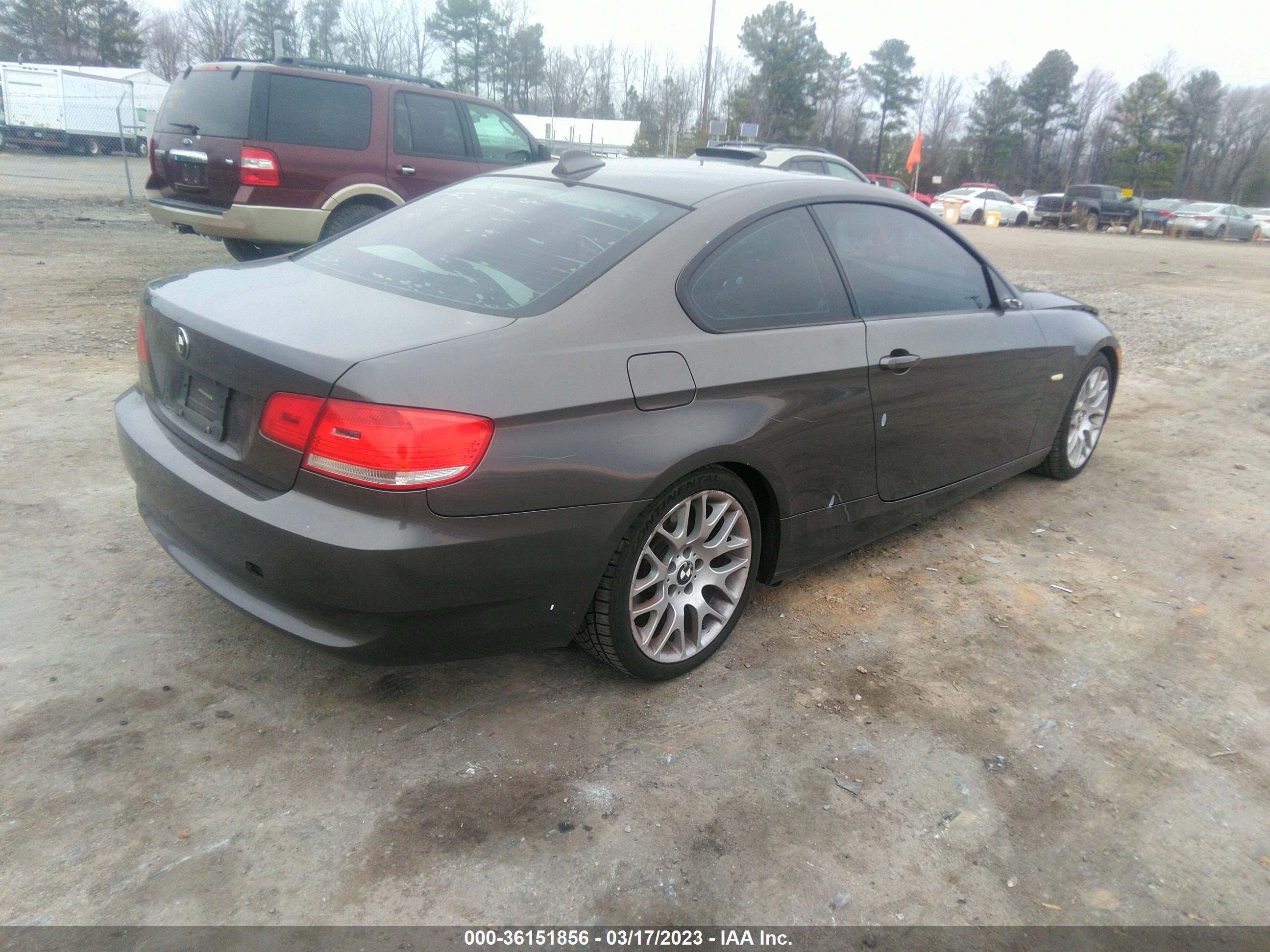 Photo 3 VIN: WBAWB33599P137128 - BMW 3ER 