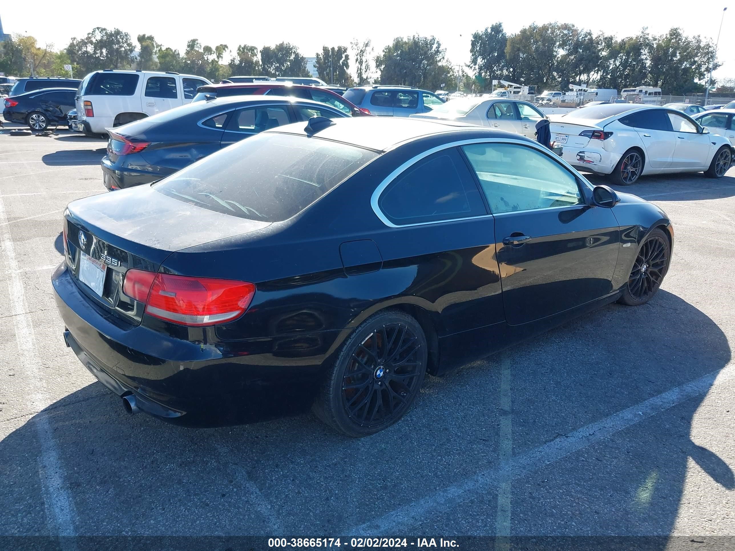 Photo 3 VIN: WBAWB73518P041614 - BMW 3ER 