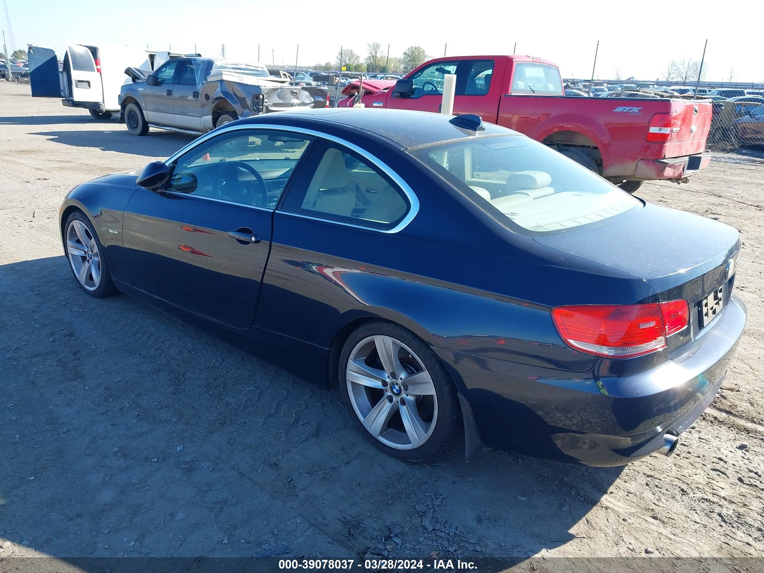 Photo 2 VIN: WBAWB73547P038477 - BMW 3ER 