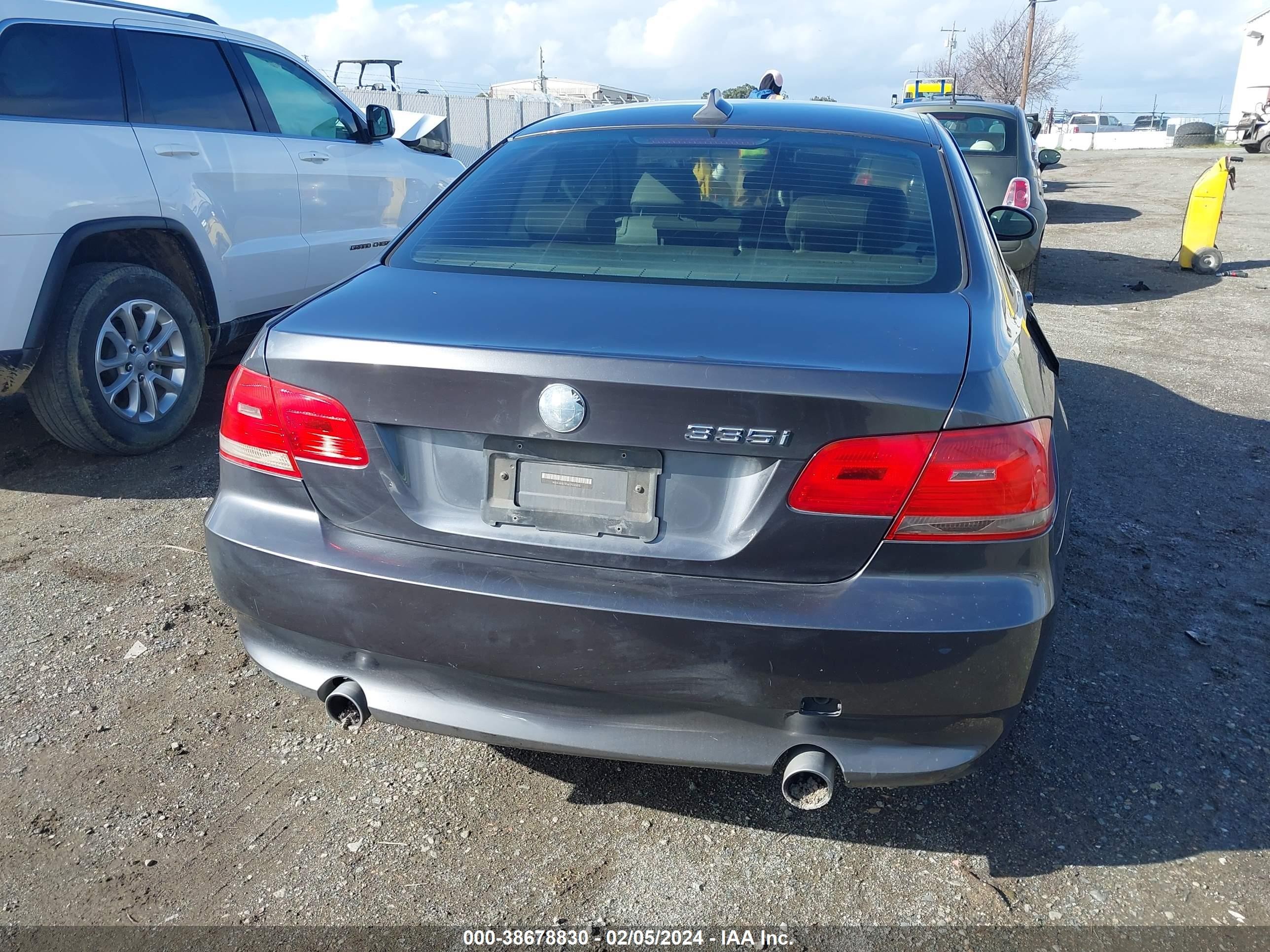 Photo 15 VIN: WBAWB73567P033815 - BMW 3ER 