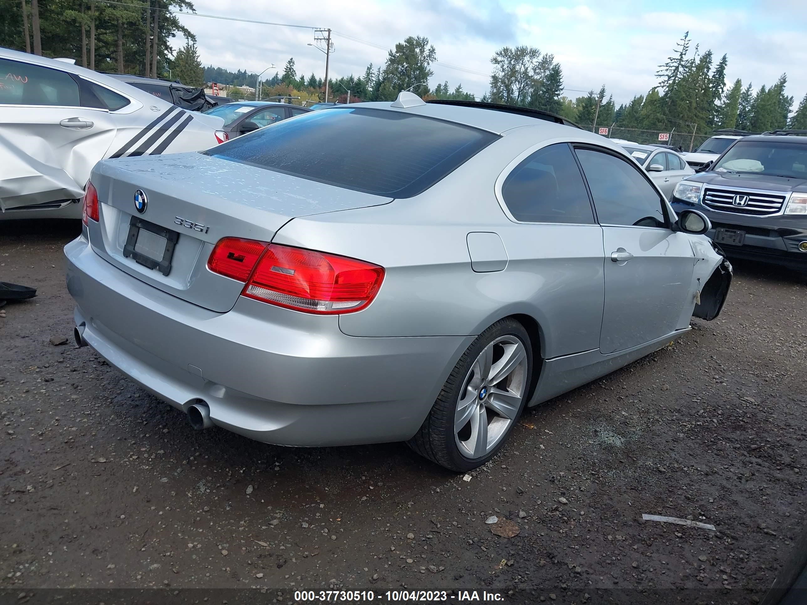 Photo 3 VIN: WBAWB735X7PV82904 - BMW 3ER 