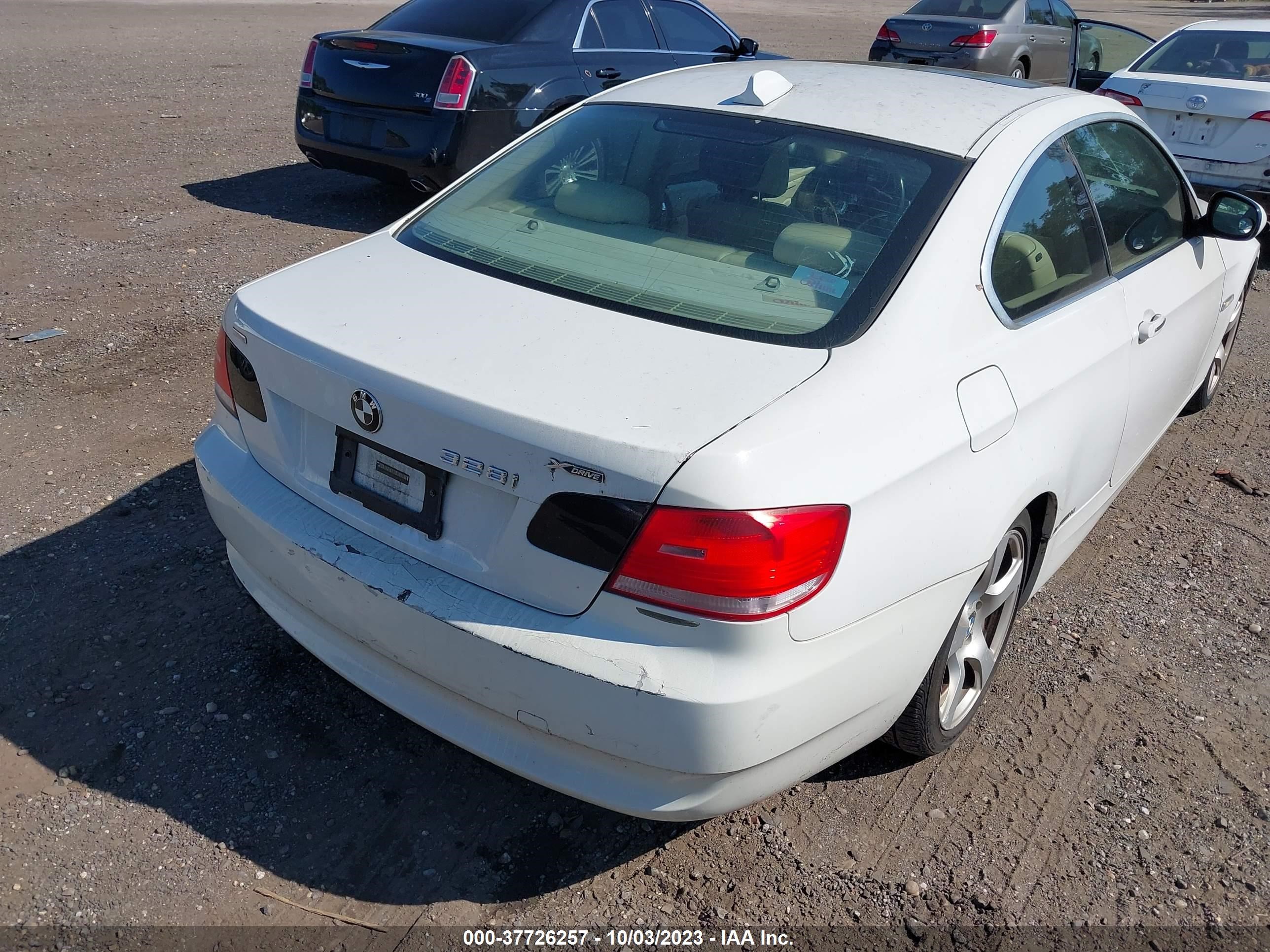 Photo 5 VIN: WBAWC33529PU84779 - BMW 3ER 