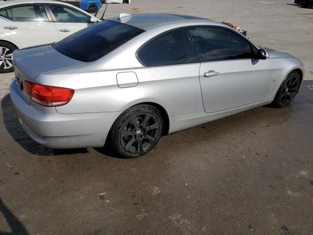 Photo 2 VIN: WBAWC33539PU83835 - BMW 3 SERIES 