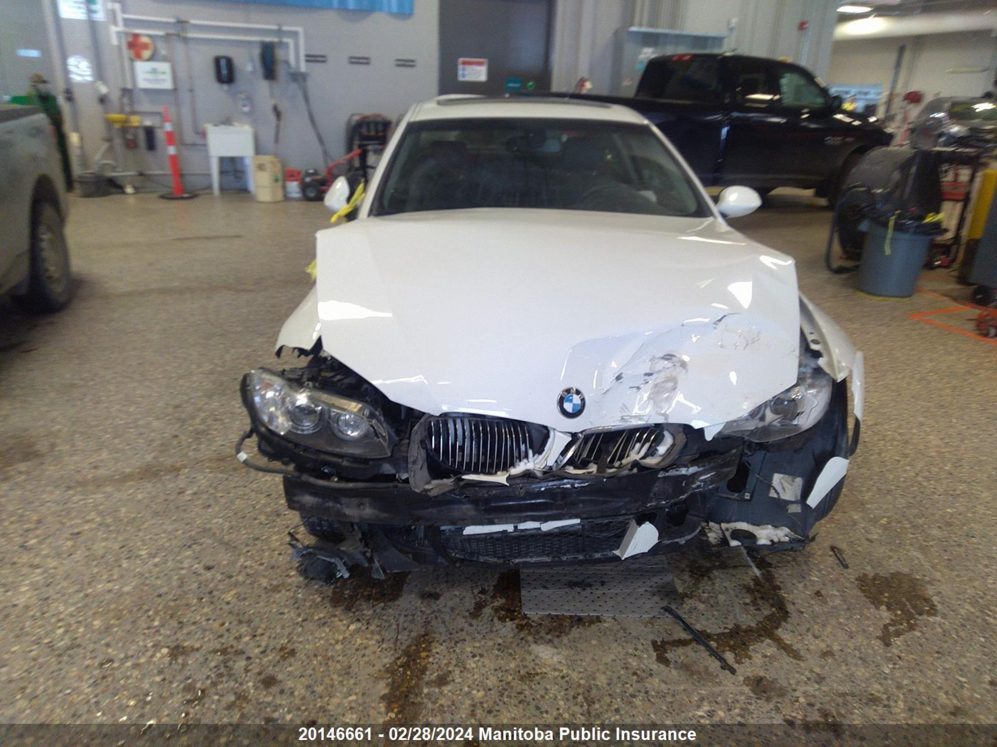 Photo 5 VIN: WBAWC33589PU84902 - BMW 3ER 