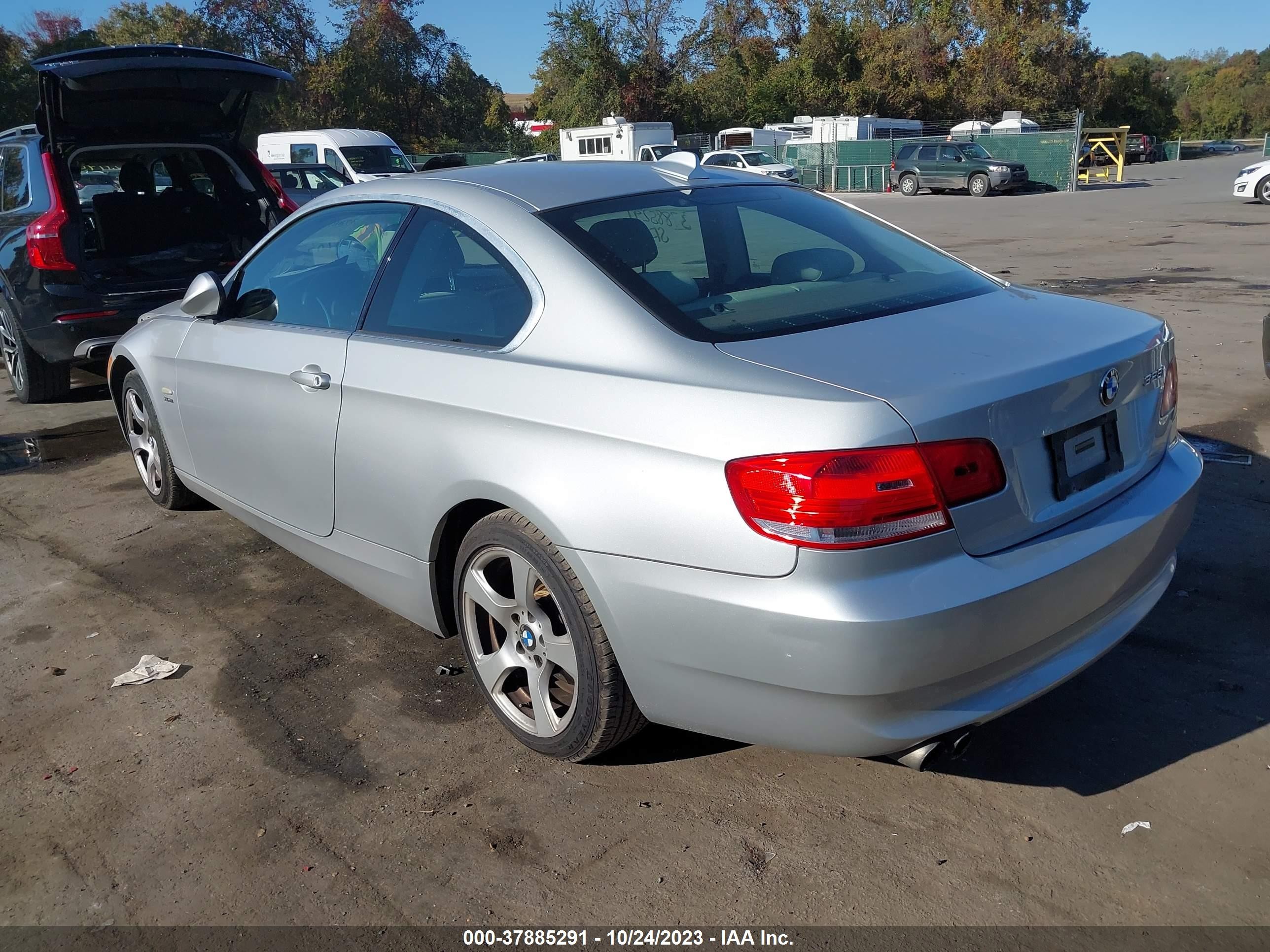 Photo 2 VIN: WBAWC33599PU83693 - BMW 3ER 