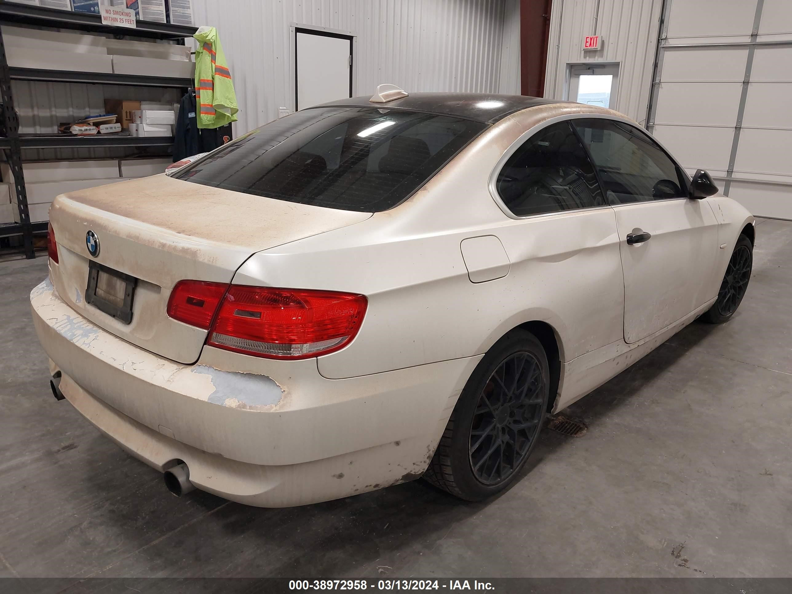 Photo 3 VIN: WBAWC73528E064652 - BMW 3ER 