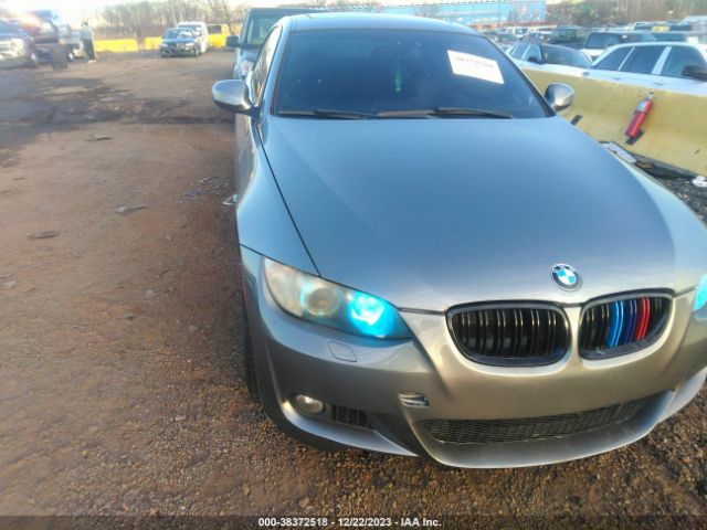 Photo 5 VIN: WBAWC7C58AE270984 - BMW 335I 