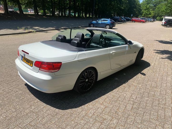 Photo 3 VIN: WBAWK71080P232121 - BMW 3-SERIE CABRIO 