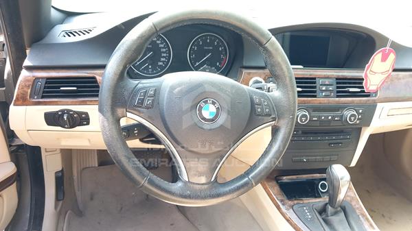 Photo 12 VIN: WBAWL11099PZ75460 - BMW 325I 