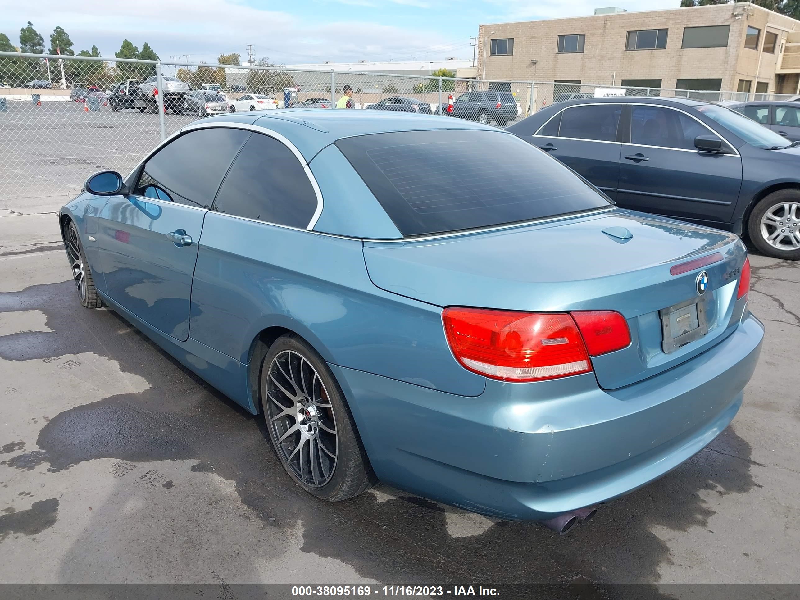 Photo 2 VIN: WBAWL13538PX17927 - BMW 3ER 