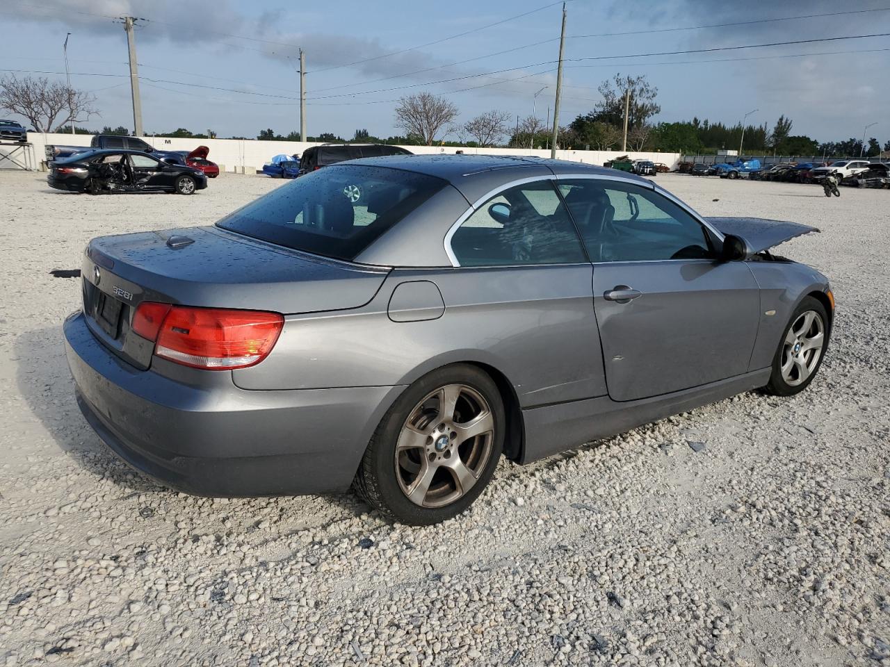 Photo 2 VIN: WBAWL13539PX26807 - BMW 3ER 