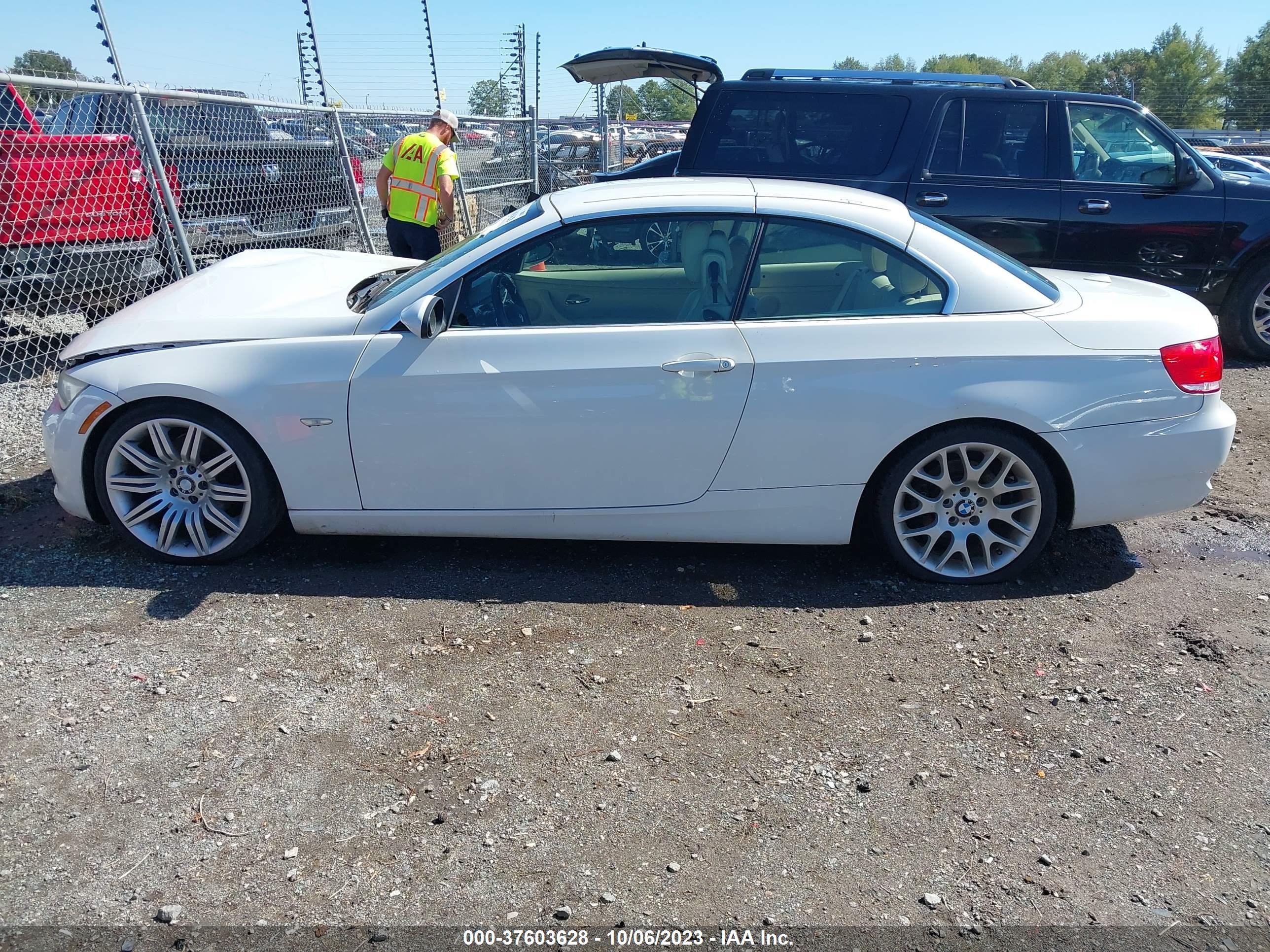 Photo 13 VIN: WBAWL135X9PX26576 - BMW 3ER 