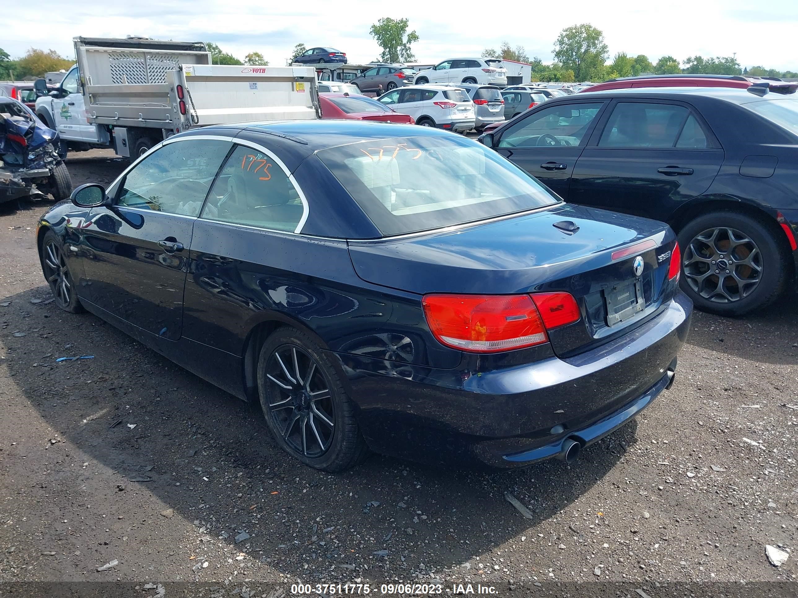 Photo 2 VIN: WBAWL73528PX54793 - BMW 3ER 