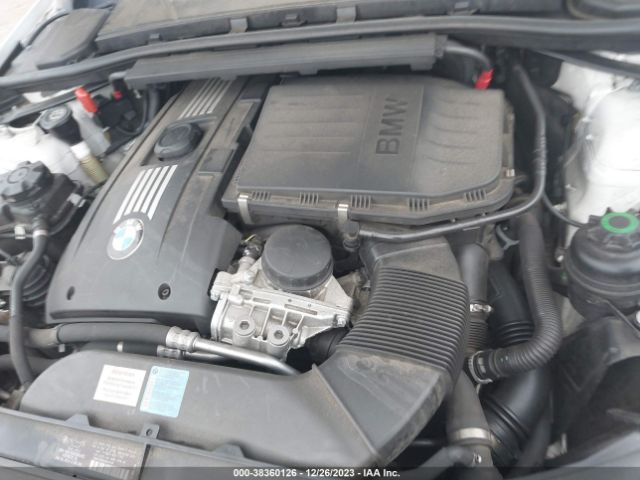 Photo 9 VIN: WBAWL7C57AP474177 - BMW 335 