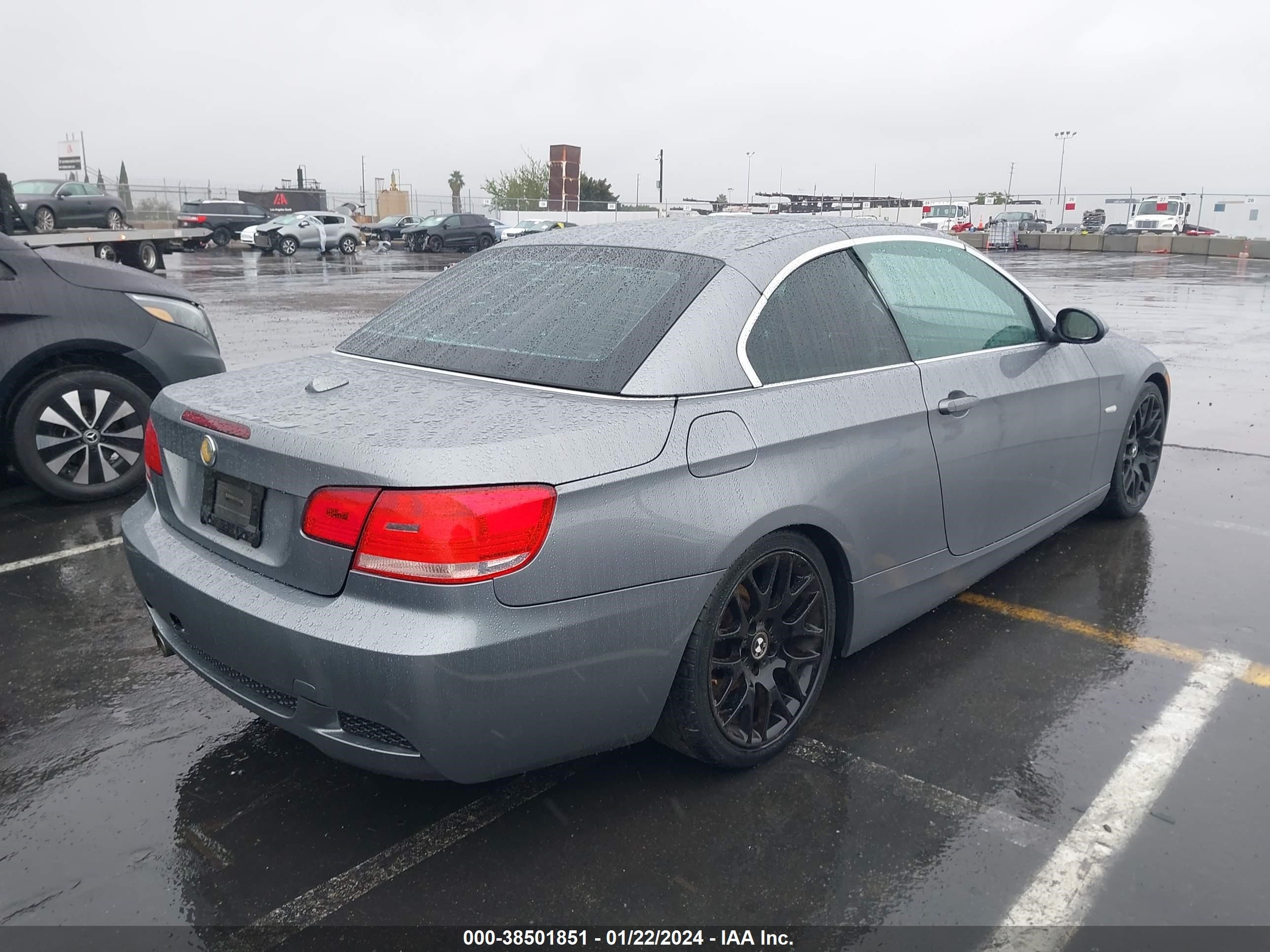 Photo 3 VIN: WBAWR33507PX79035 - BMW 3ER 