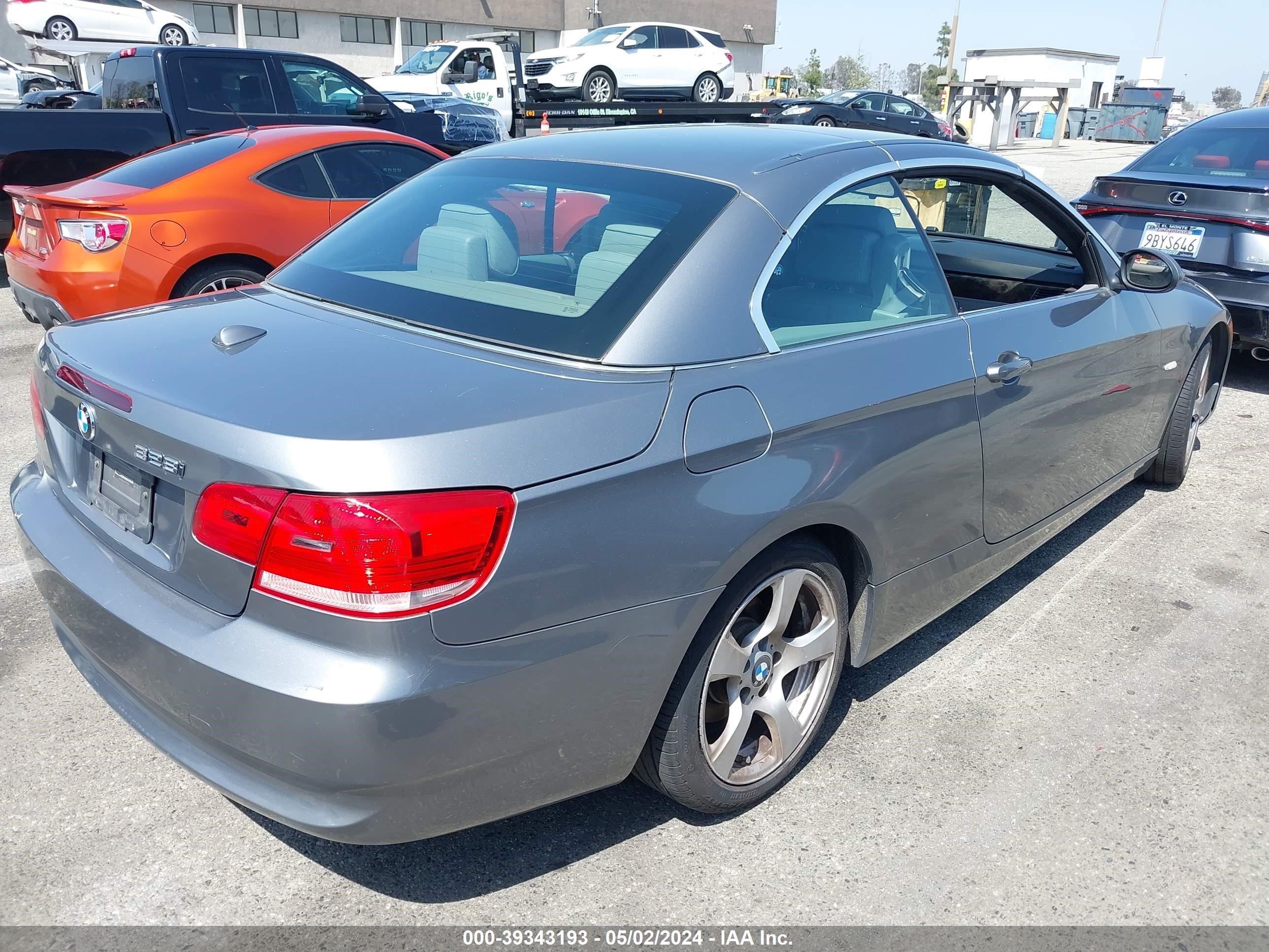 Photo 3 VIN: WBAWR33509P343398 - BMW 3ER 