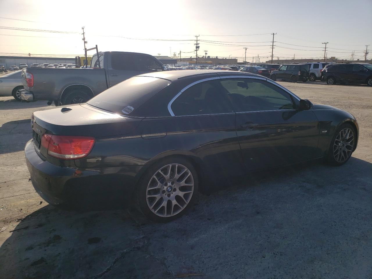 Photo 2 VIN: WBAWR33537P150157 - BMW 3ER 