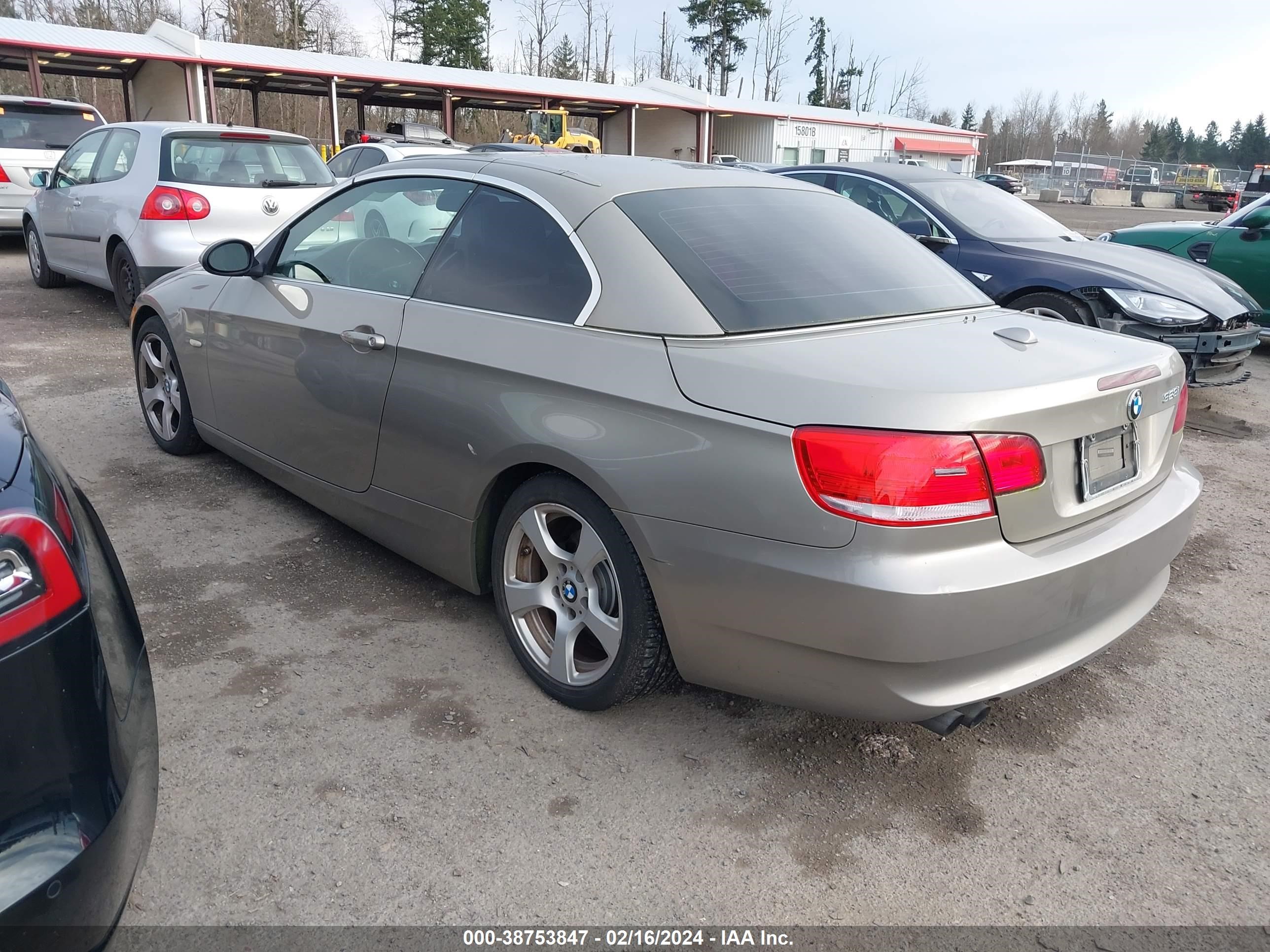 Photo 2 VIN: WBAWR33547PX79863 - BMW 3ER 