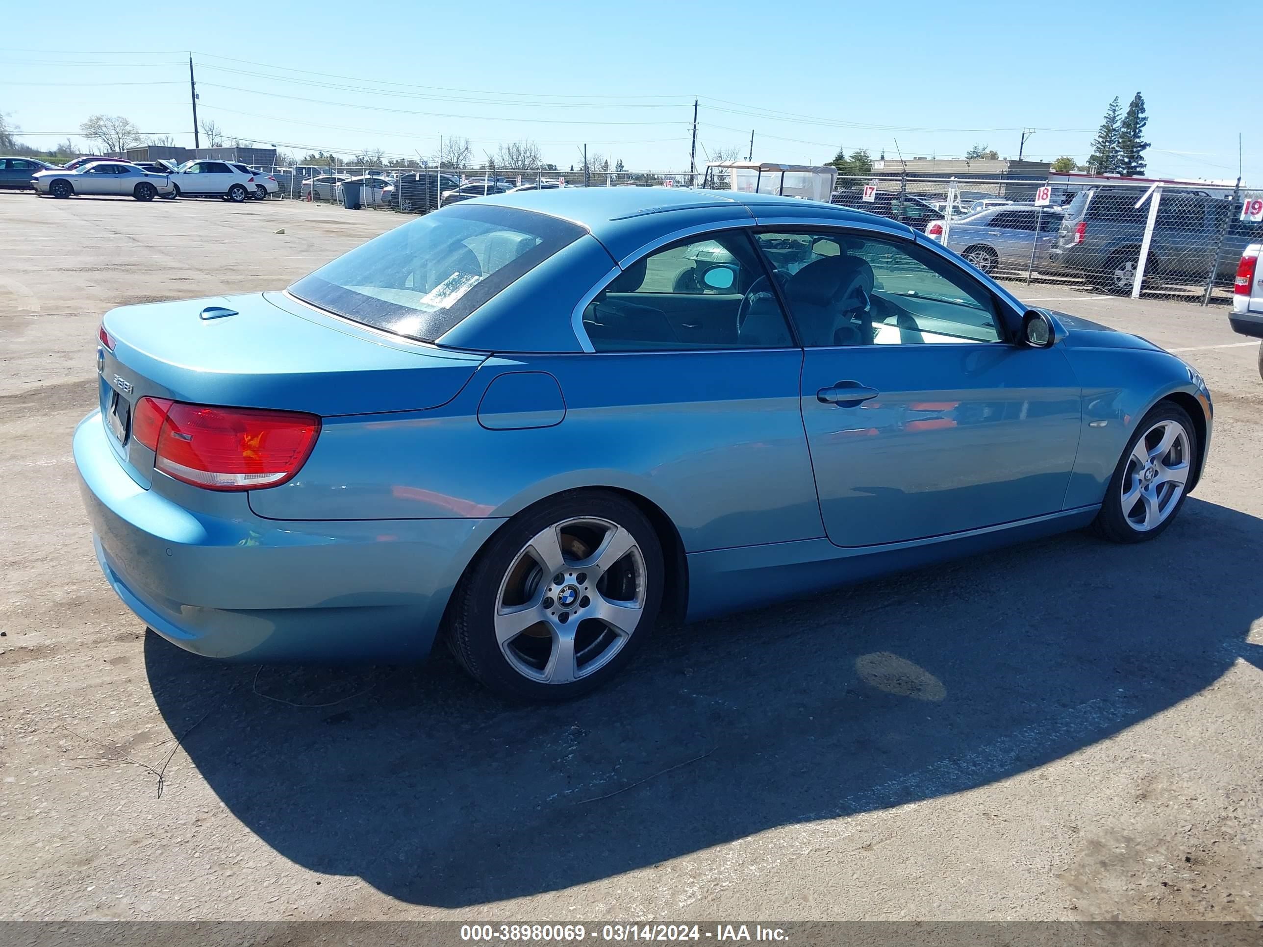 Photo 3 VIN: WBAWR33548P150542 - BMW 3ER 