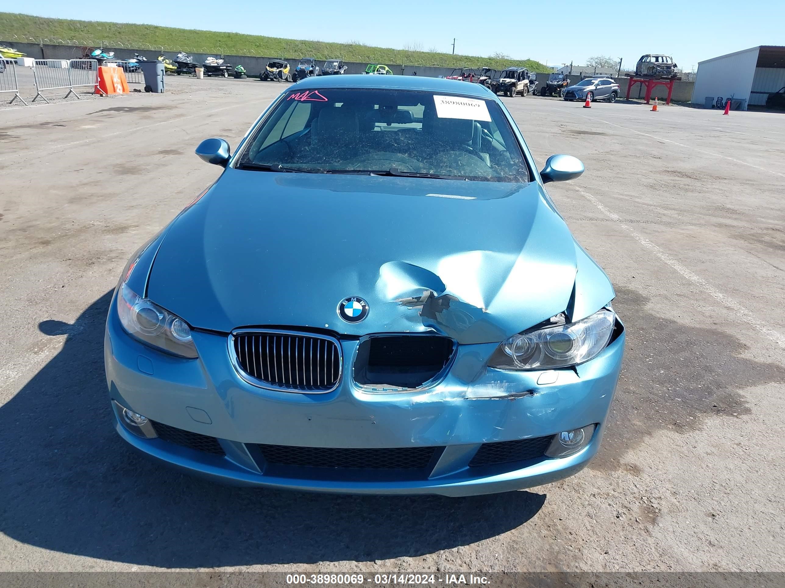 Photo 5 VIN: WBAWR33548P150542 - BMW 3ER 