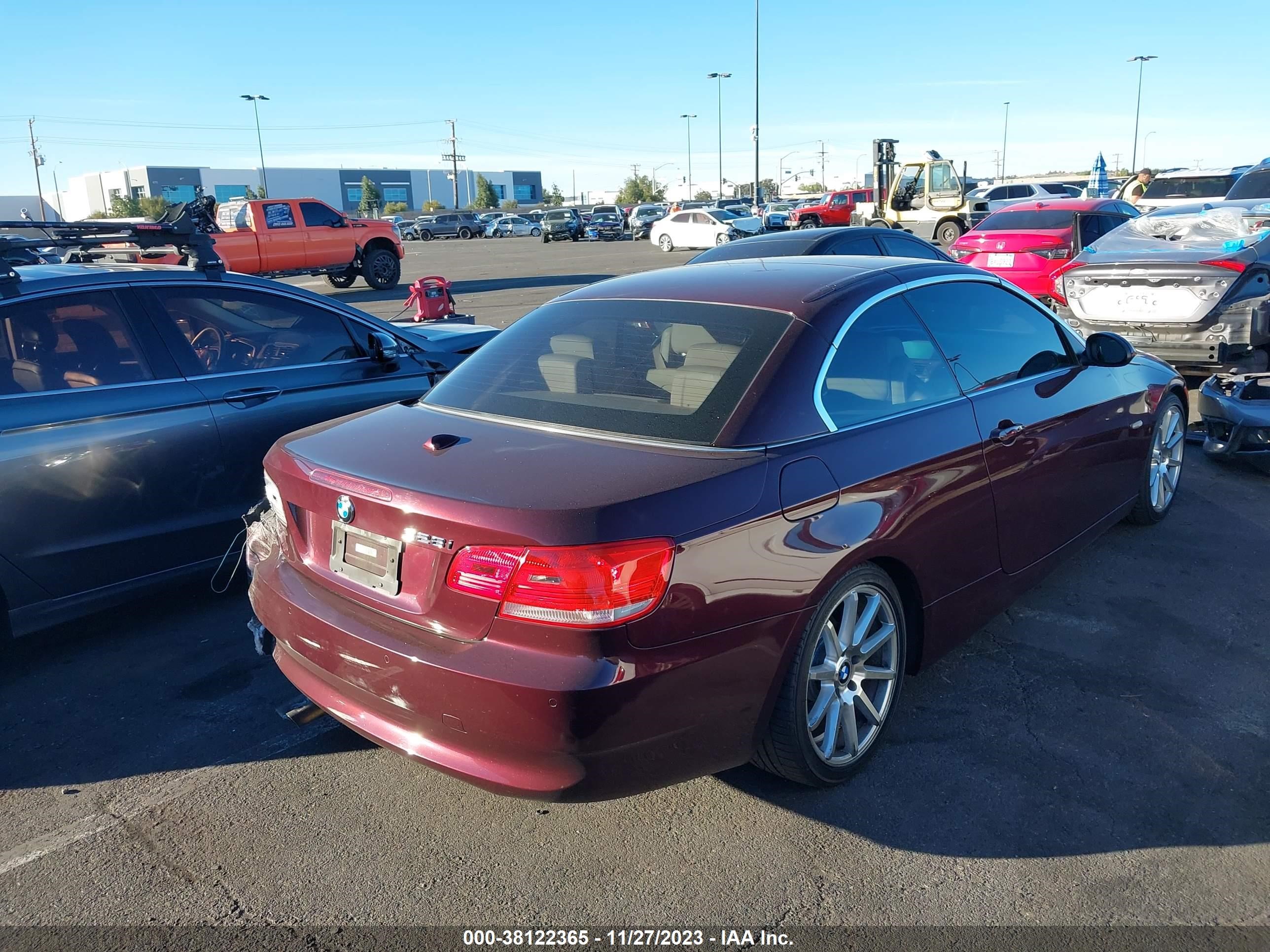 Photo 3 VIN: WBAWR33578P152303 - BMW 3ER 