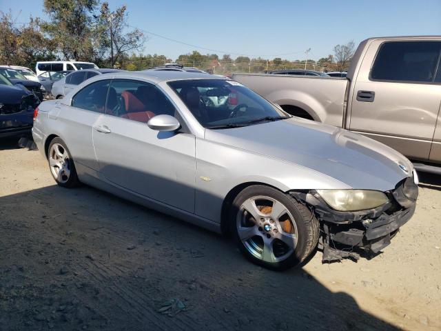 Photo 3 VIN: WBAWR33598P150715 - BMW 3 SERIES 