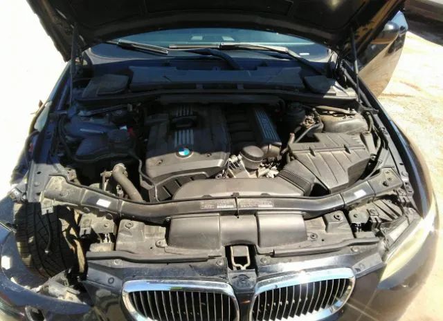 Photo 9 VIN: WBAWR3C51AP462937 - BMW 3 SERIES 