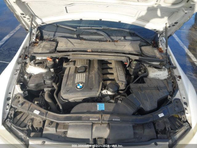 Photo 9 VIN: WBAWV1C56AP124188 - BMW 328I 