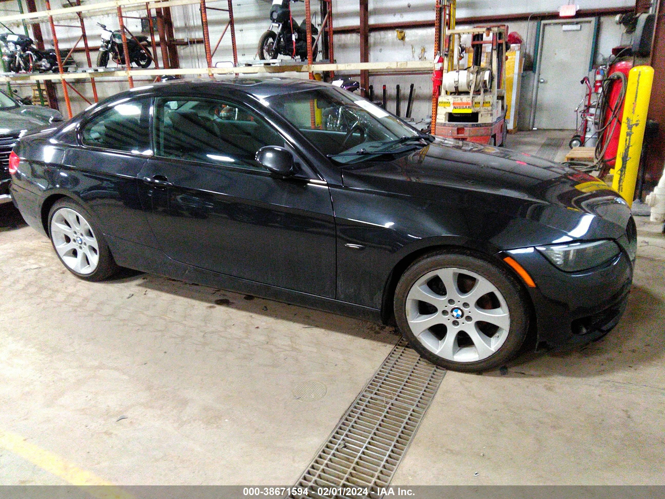 Photo 0 VIN: WBAWV53577PW24733 - BMW 3ER 