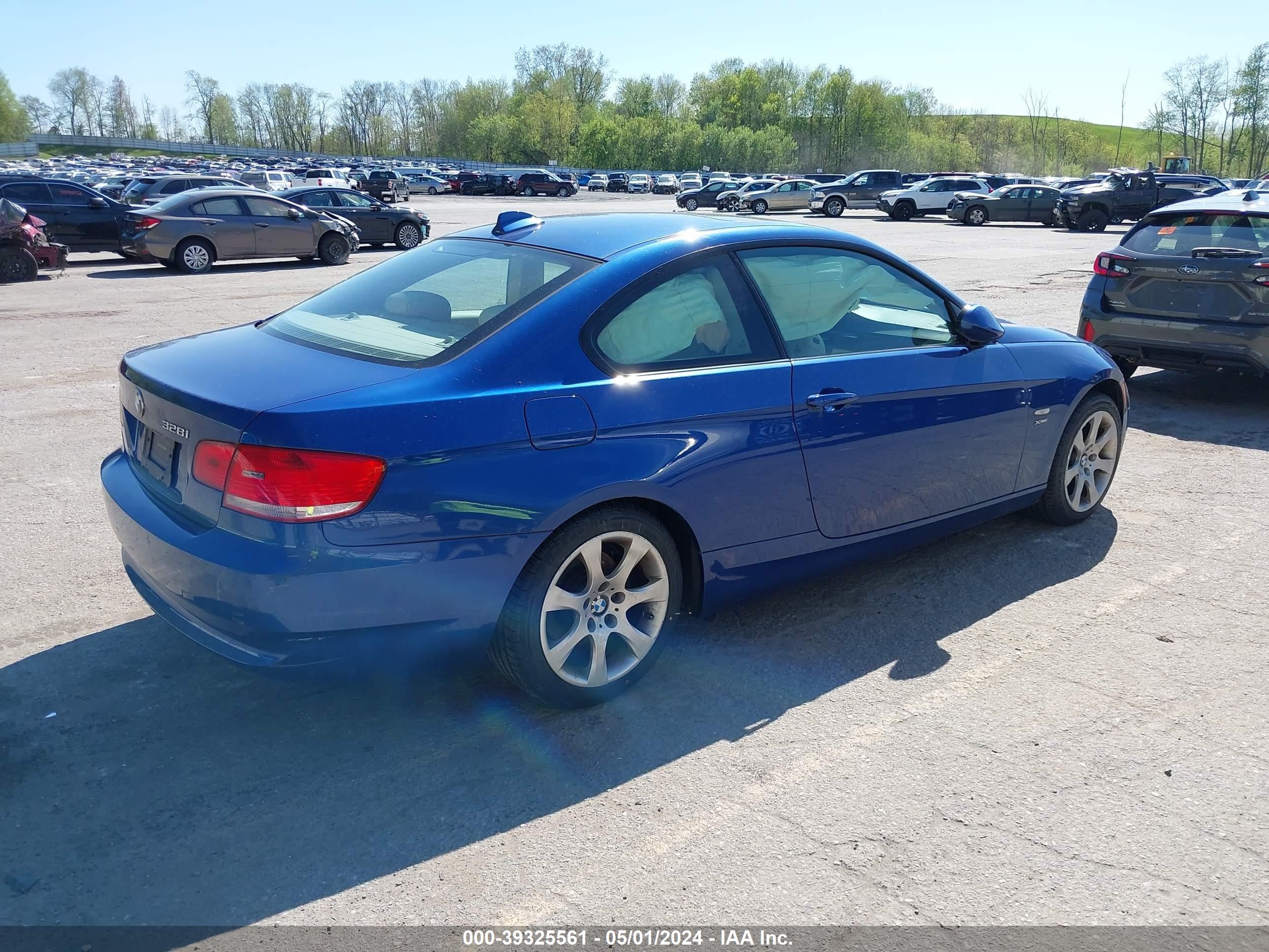 Photo 3 VIN: WBAWV53589PF95734 - BMW 3ER 