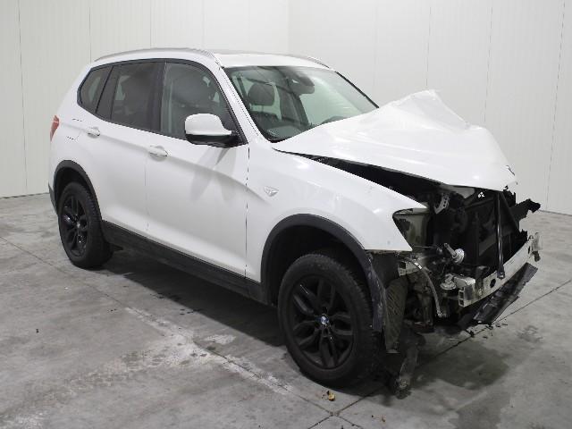 Photo 2 VIN: WBAWY310000A69466 - BMW X3 SUV 