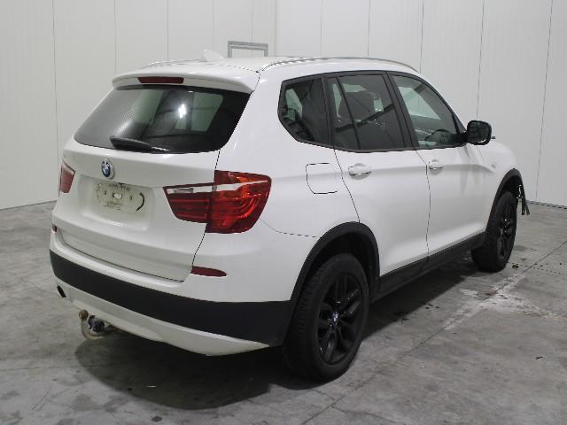 Photo 3 VIN: WBAWY310000A69466 - BMW X3 SUV 