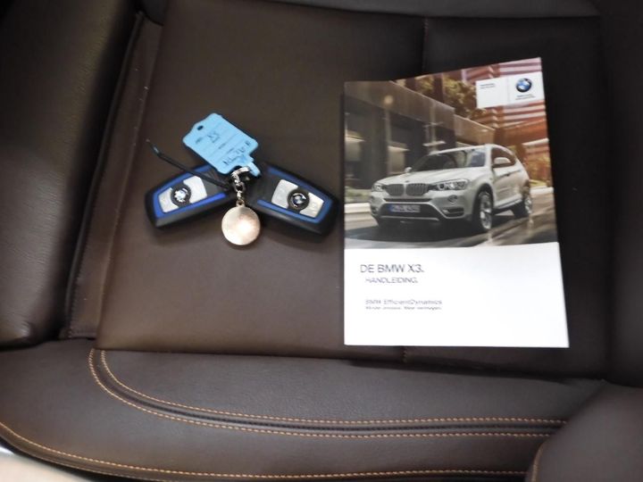 Photo 11 VIN: WBAWZ510X00M36928 - BMW X3 