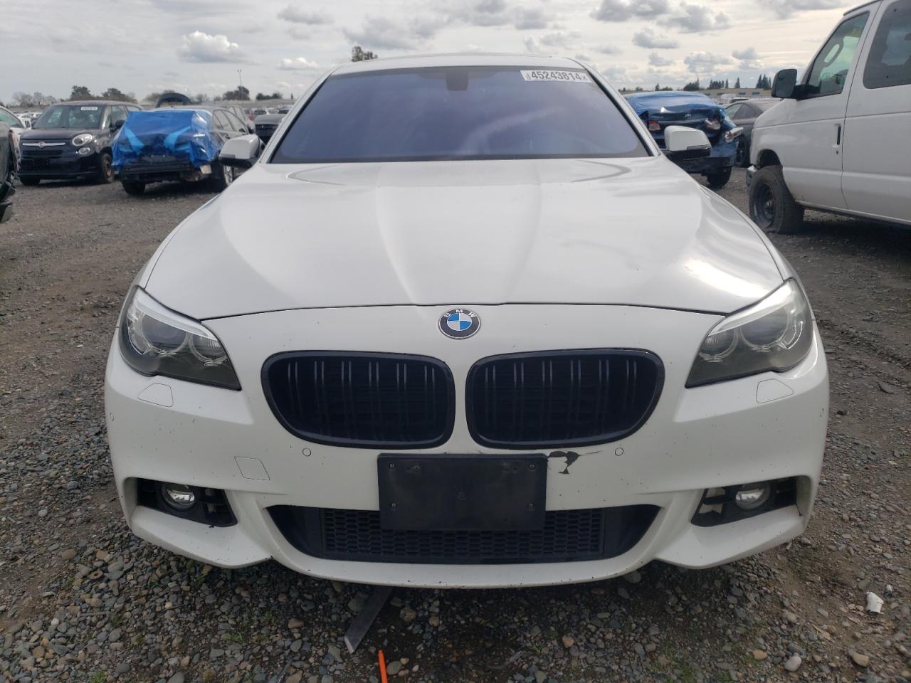 Photo 4 VIN: WBAXA5C58ED690920 - BMW 535D 