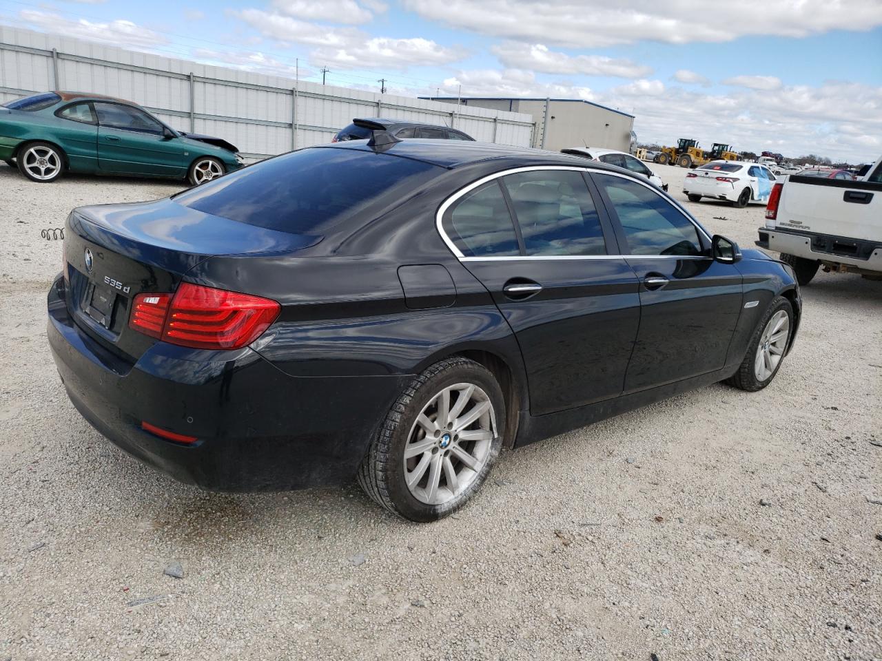 Photo 2 VIN: WBAXA5C59FD691334 - BMW 5ER 