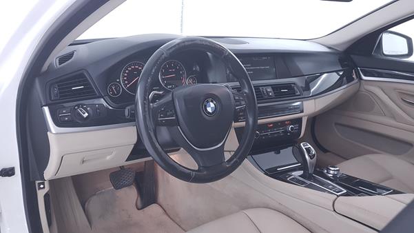 Photo 11 VIN: WBAXG3101DDW41535 - BMW 528 