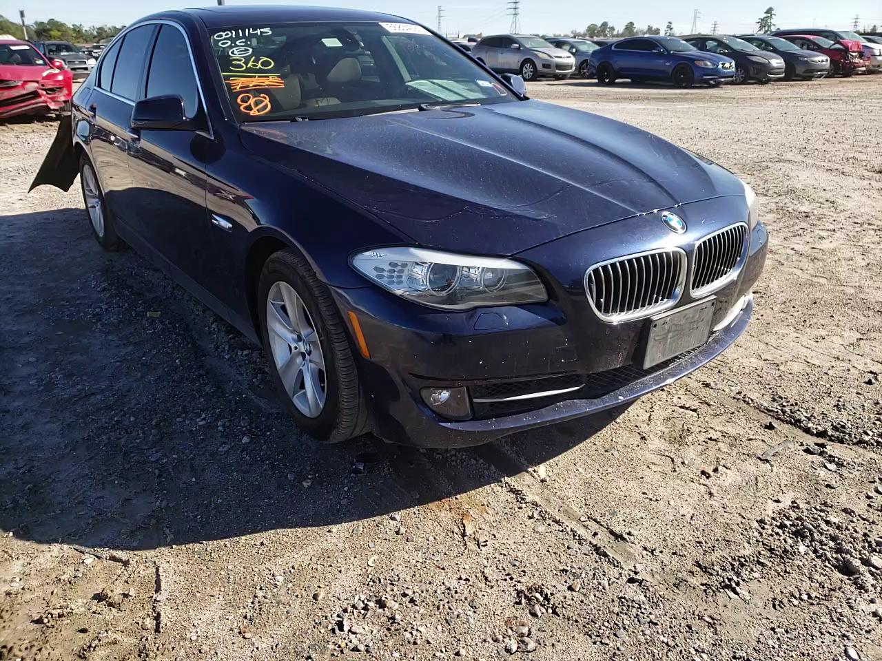 Photo 10 VIN: WBAXG5C50CDX06247 - BMW 528 