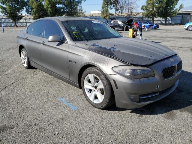 Photo 3 VIN: WBAXG5C51CDY30382 - BMW 528 I 