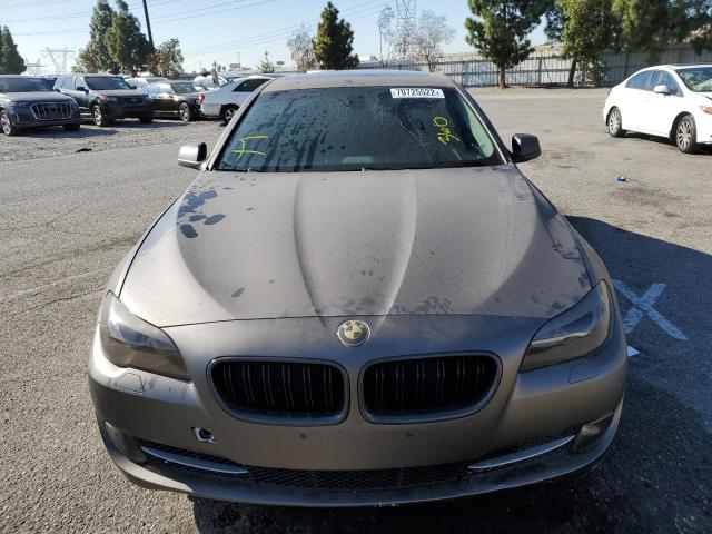 Photo 4 VIN: WBAXG5C51CDY30382 - BMW 528 I 