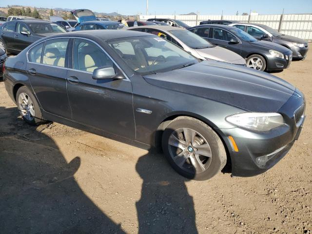 Photo 3 VIN: WBAXG5C51CDY30401 - BMW 528 I 