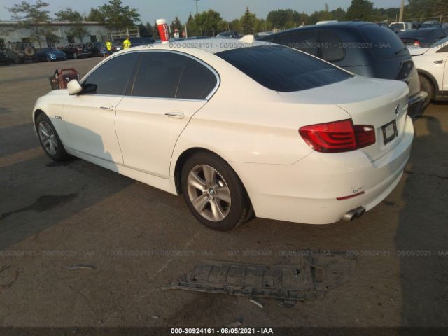 Photo 2 VIN: WBAXG5C52CC594220 - BMW 5 