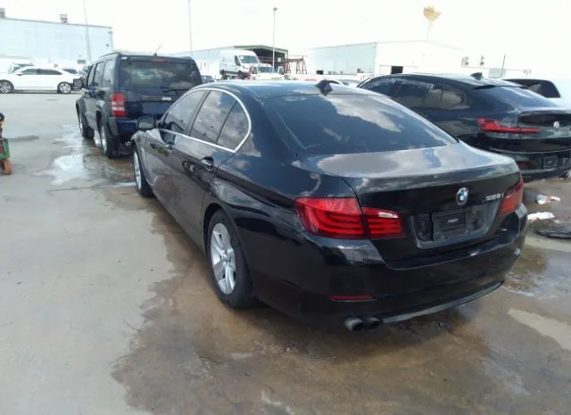 Photo 2 VIN: WBAXG5C52CDW24715 - BMW 5 SERIES 