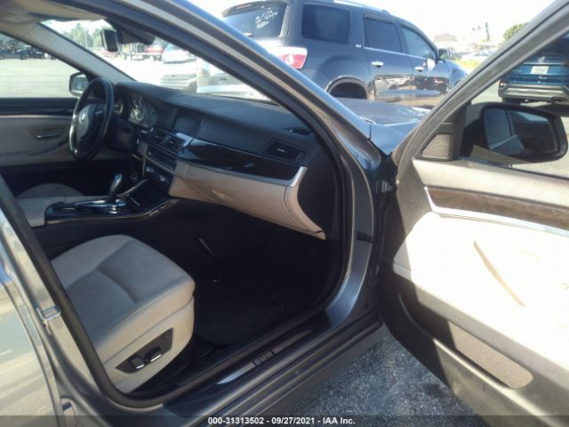 Photo 4 VIN: WBAXG5C52CDW66432 - BMW 5 