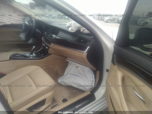 Photo 4 VIN: WBAXG5C53CDW92103 - BMW 5 