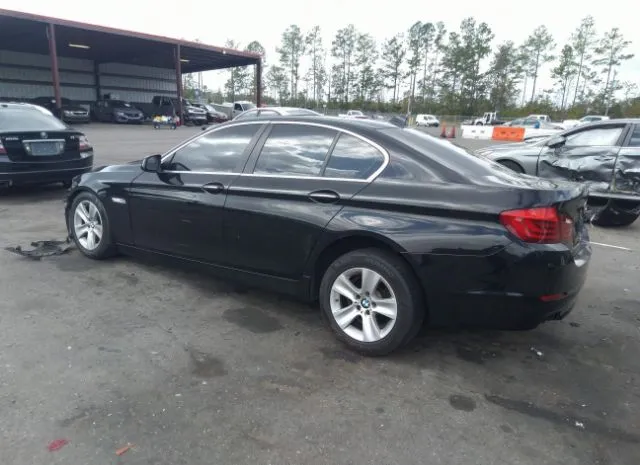 Photo 2 VIN: WBAXG5C53CDX02029 - BMW 5 SERIES 